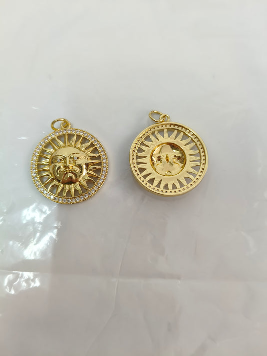 Retro mystical micro-set rhinestone sun god pendant | 3D face relief + openwork radiance | Full rhinestone outer ring design DIY necklace/bracelet accessory