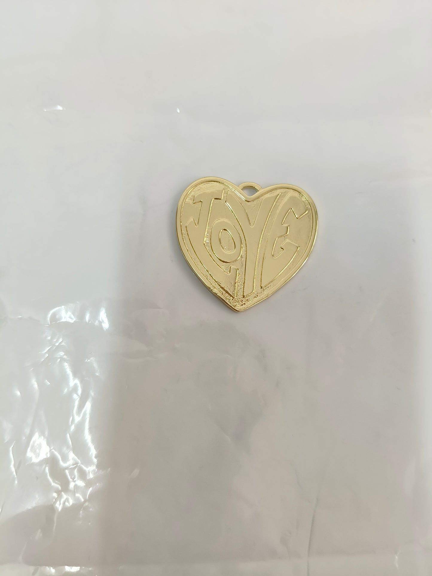 Minimalist High-Gloss Retro LOVE Letter Round/Heart Pendant | Artistic Engraved Font + Mirror Polishing | Couple/Versatile DIY Necklace/Bracelet Accessory